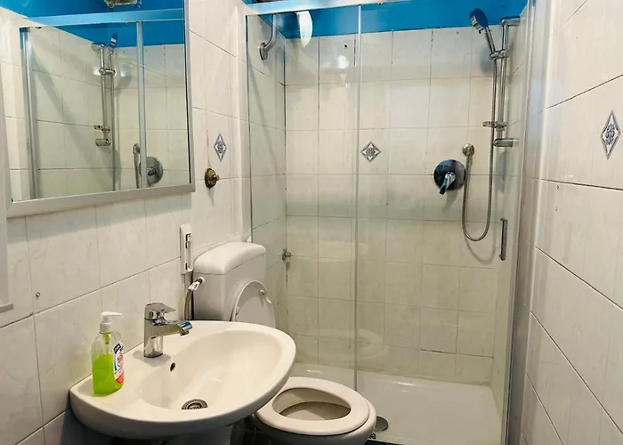 Ra Guset House Hotel